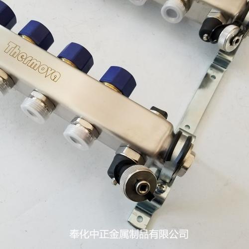 工厂直销 304不锈钢智能地暖分水器,带可视流量计分水器